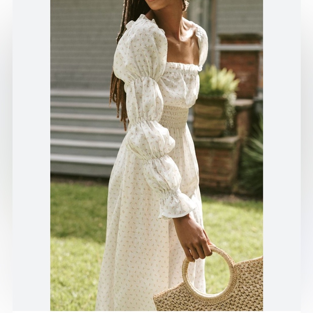 Daily sleeper dress in size small
